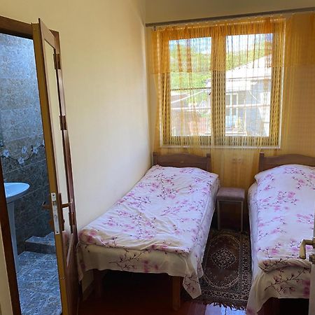 Karine B&B Yeghegnadzor Екстер'єр фото
