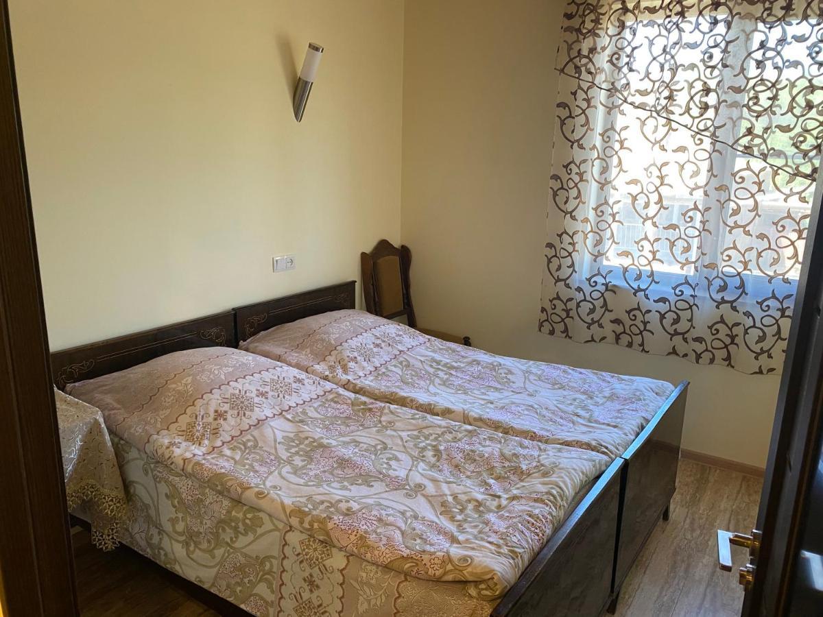 Karine B&B Yeghegnadzor Екстер'єр фото