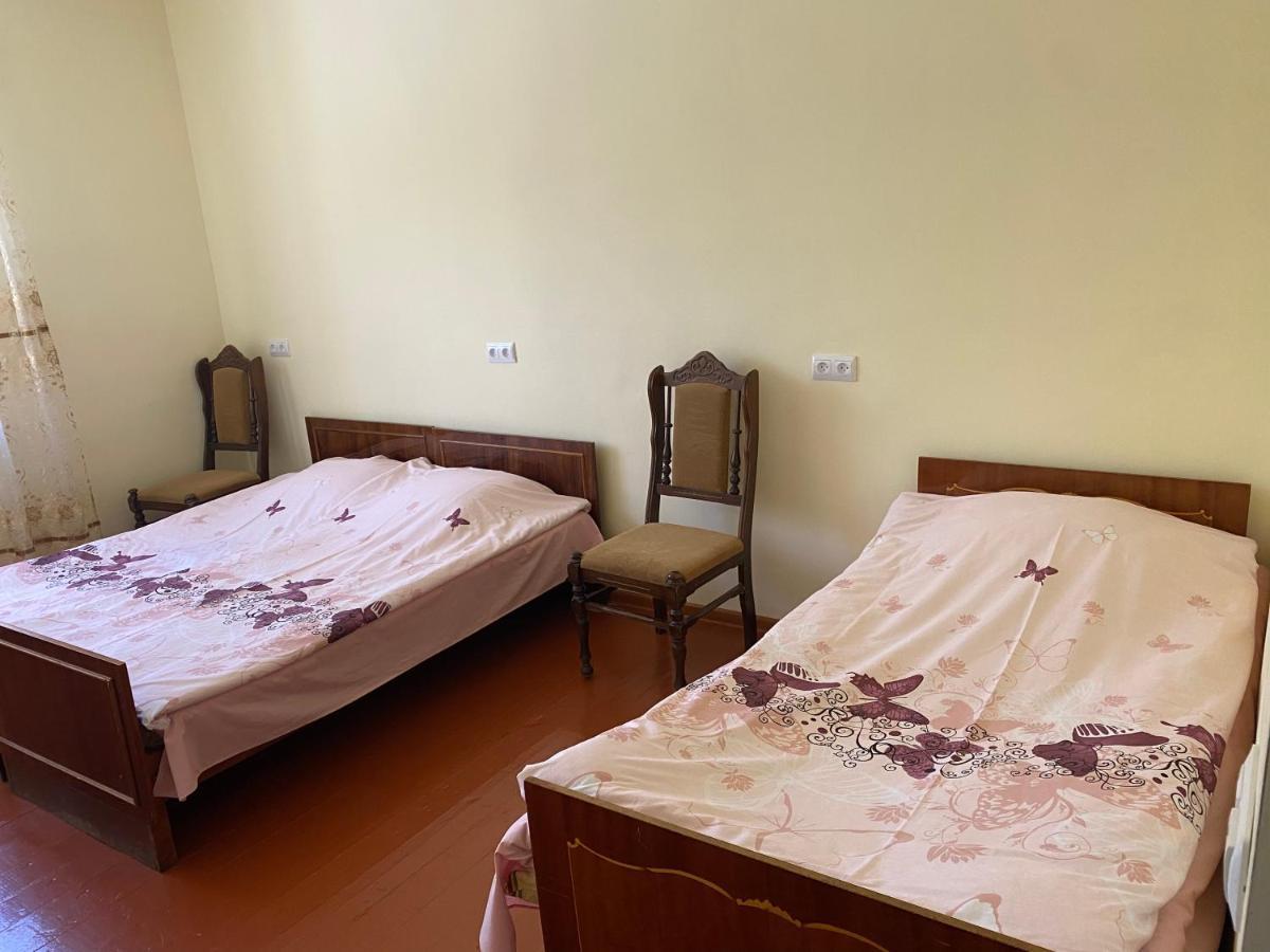 Karine B&B Yeghegnadzor Екстер'єр фото